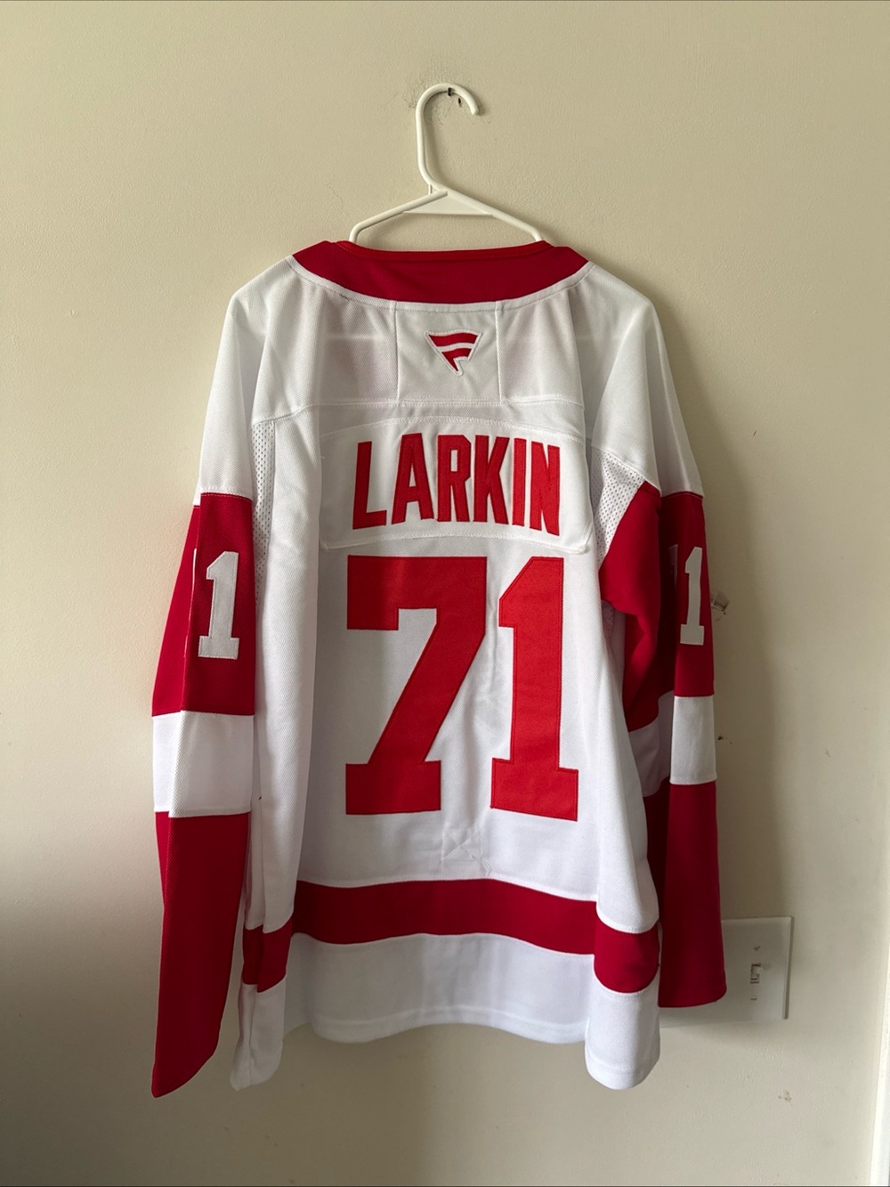 Men's Fanatics Dylan Larkin #71 Detroit Red Wings NHL Jersey Sz 52 - White RARE - Picture 6 of 6